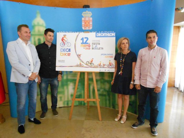 Más de mil personas participarán el domingo en la Fiesta de la Bicicleta Decabike - 1, Foto 1