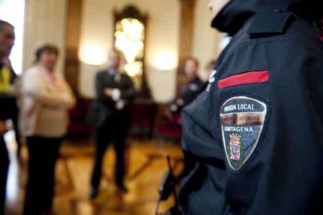 La Policía Local cambia de imagen - 4, Foto 4