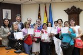 Personas en riesgo de exclusi�n social de Alhama de Murcia concluyen el Taller de Costura desarrollado por Proyecto Abraham