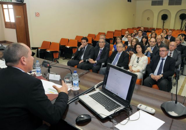 La Cátedra RSC de la Universidad de Murcia pone en marcha una alianza público-privada para la acción social - 2, Foto 2