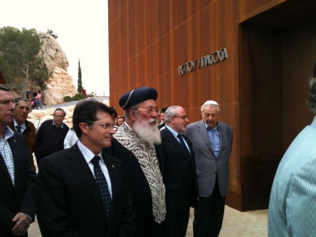 El Gran Rabino Sefardita de Israel celebra el primer acto religioso de culto judío en la Sinagoga de Lorca tras 520 años - 1, Foto 1