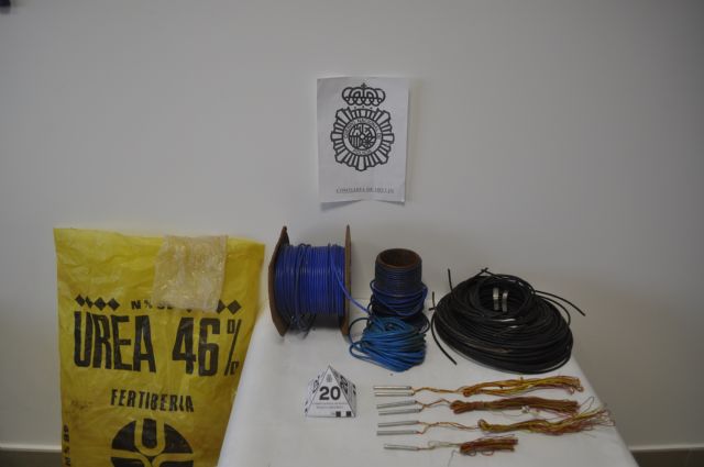 La Policía detiene a tres personas por tráfico de material explosivo en Hellín y Jumilla - 1, Foto 1