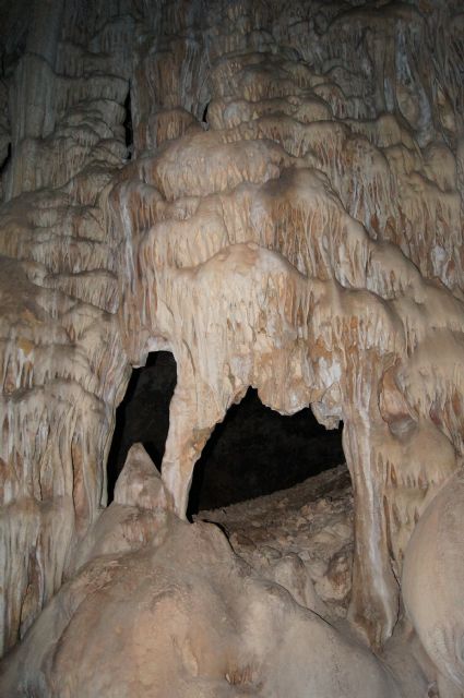Autoridades municipales visitan la Cueva de la Moneda en el Parque Natural de Sierra Espuña - 5, Foto 5