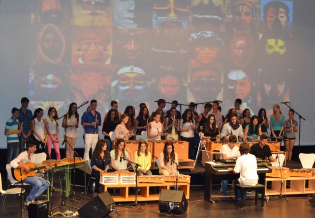 Multitudinario concierto de los alumnos del IES Europa en el Auditorio de Águilas - 2, Foto 2