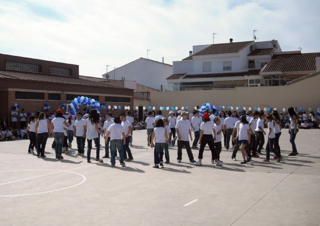 El colegio Susarte torreño acoge un multitudinario encuentro escolar de baile - 1, Foto 1