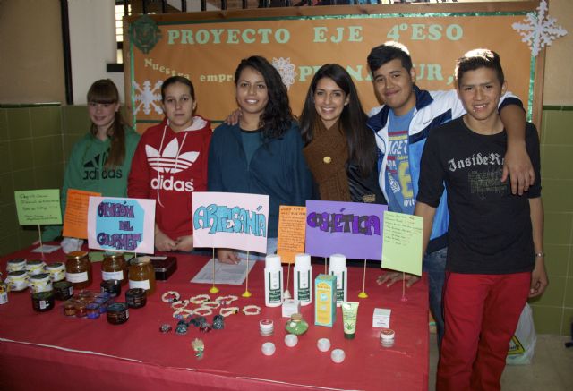 Alumnos del IES Felipe de Borbón de Ceutí crean sus propias empresas - 1, Foto 1