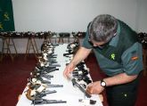 La Guardia Civil de Murcia celebra la exposicin-subasta de armas del año 2013