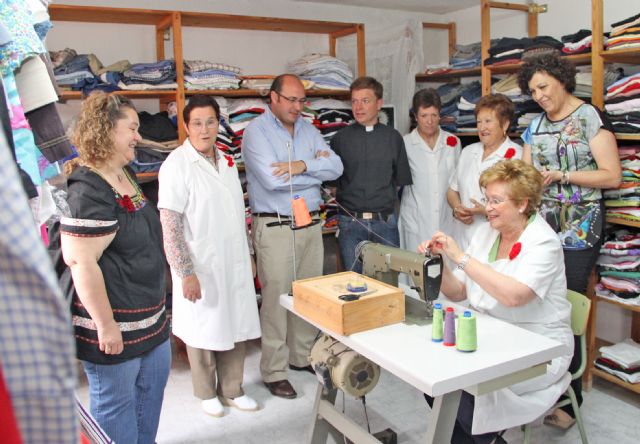 El Ayuntamiento y Cáritas Parroquial refuerzan su colaboración para ayudar a las familias más desfavorecidas de Puerto Lumbreras - 2, Foto 2