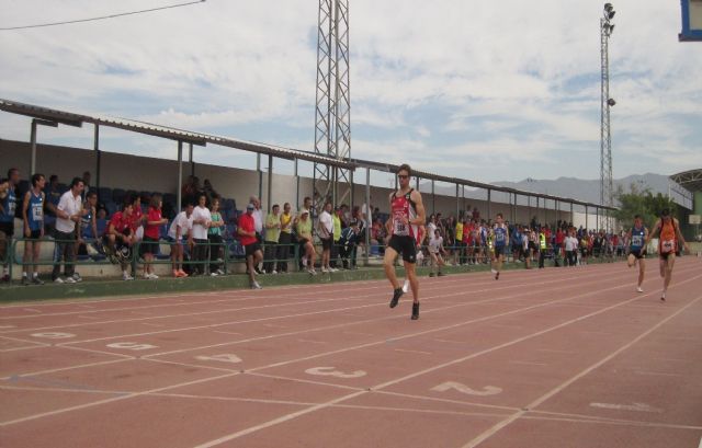 El Ayuntamiento de Águilas felicita a Expósito por sus triunfos en el Campeonato de España de Atletismo para Personas con Discapacidad Intelectual - 1, Foto 1