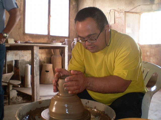 PADISITO visit la Alfarera Romero y Hernndez para conocer ms de cerca esta tradicin alfarera propia de nuestra localidad - 3