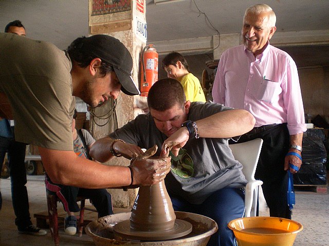PADISITO visit la Alfarera Romero y Hernndez para conocer ms de cerca esta tradicin alfarera propia de nuestra localidad - 4