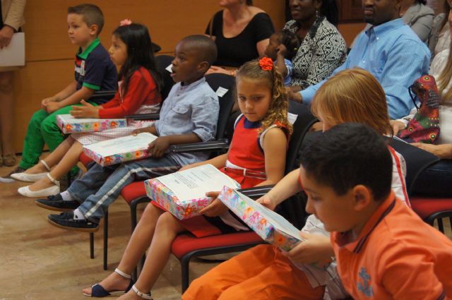 La alumna del colegio Luis Pérez Rueda, Julia Márquez, gana el concurso de dibujo Mi pueblo Europa - 3, Foto 3