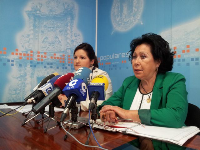 El PP defenderá en la Asamblea que el Arte del Bordado en Lorca sea nombrado Patrimonio Inmaterial de la Humanidad - 1, Foto 1