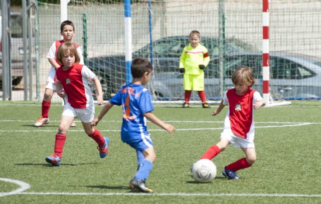 UCAM Ciudad Jardín E.F. y C.D. Algar, chupetas, dan un paso de gigante en la Liga - 1, Foto 1
