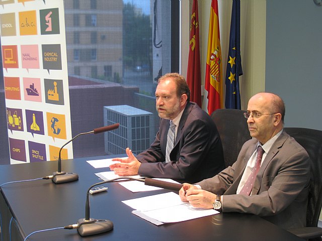 20.000 alumnos de Primaria se beneficiarán del programa bilingüe que el próximo curso llegará a 143 colegios de la Región, Foto 1