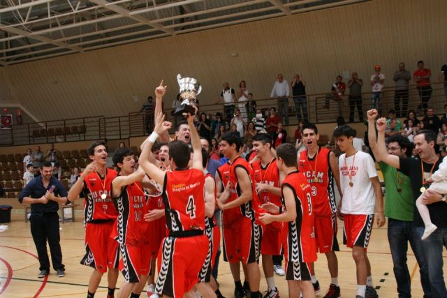 El joven totanero Aaron Lopez Jimenez, jugador del UCAM MURCIA 97 cadete, se proclama campeón regional con su equipo en la final a 4 que se disputó este fin de semana en Yecla, Foto 4