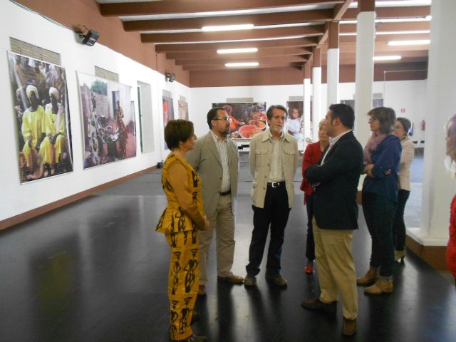 El Espacio para la Cultura del Cuartel de Artillería acoge dos exposiciones fotográficas sobre África e India - 2, Foto 2