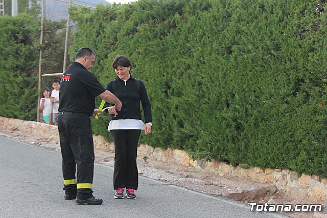 Proteccin Civil y Polica Local distribuyen 2.500 pulseras reflectantes a viandantes y ciclistas - 16