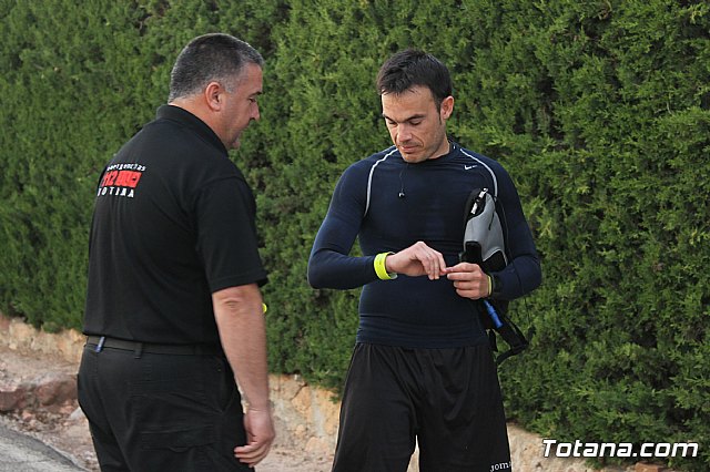 Proteccin Civil y Polica Local distribuyen 2.500 pulseras reflectantes a viandantes y ciclistas - 19