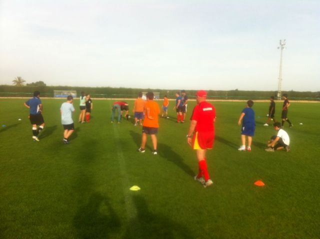 La escuela de Rugby continúa con los entrenamientos, Foto 4