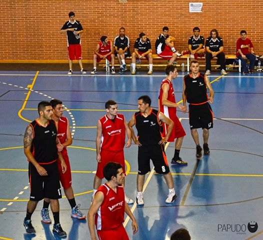 El CB Totana de 2ª Autonmica vence en un dursimo encuentro al Estudiantes Cartagena y asciende a 1ª Autonmica. - 5