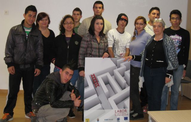 Personas desempleadas de Totana disfrutan de un recurso de formación para la mejora de su empleabilidad gracias al Proyecto Labor - 2, Foto 2