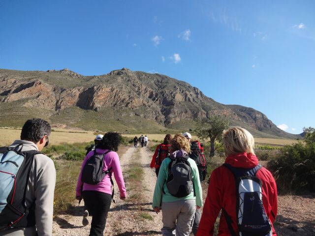 El club senderista de Totana por tierras jumillanas, Foto 1