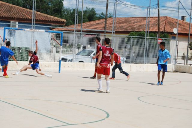 El equipo de Antonio Luis Hernández gana el I Torneo de Futbol Sala de La Aljorra - 1, Foto 1