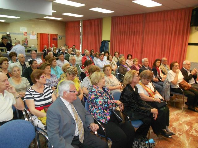 Los mayores de La Flota celebran con Pelegrín los diez años de funcionamiento del centro - 5, Foto 5
