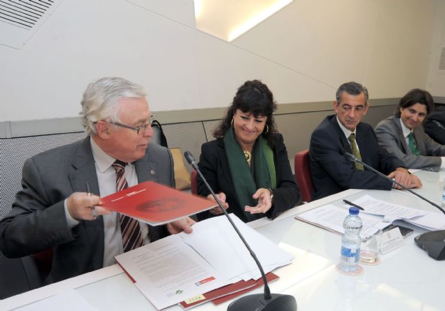 Alumnos de la Universidad de Murcia harán prácticas en la Mutua Fraternidad-Muprespa - 3, Foto 3