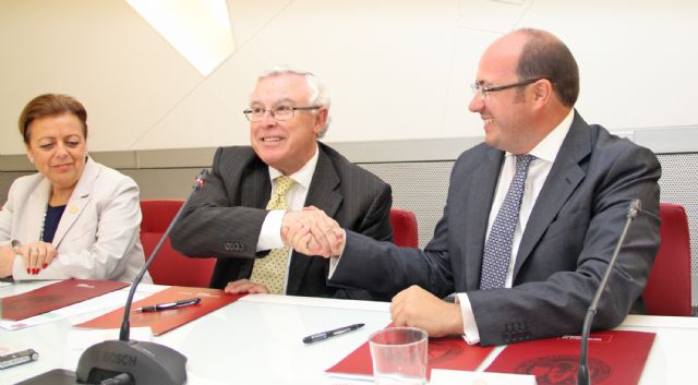 Los estudiantes universitarios de Puerto Lumbreras recibirán ayuda económica para estudiar en el extranjero - 1, Foto 1