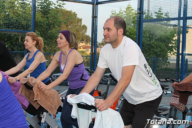 Master de cycling en la pista de pdel de MOVE - 33