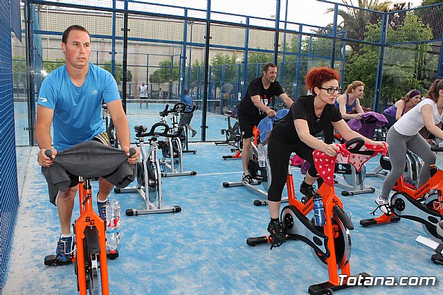 Master de cycling en la pista de pdel de MOVE - 38