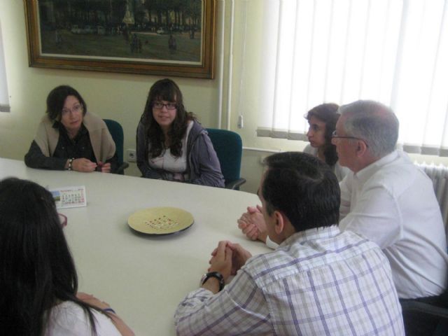 Cuatro alumnos del IES Mediterráneo harán prácticas en Servicios Sociales - 1, Foto 1