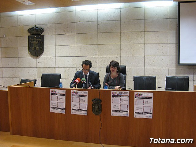 El ayuntamiento acerca la información del municipio a los ciudadanos y visitantes a través de la Agenda Municipal, Foto 1