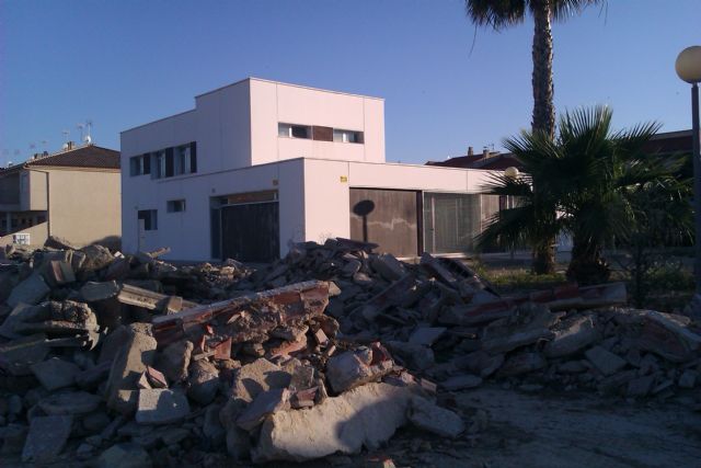 Cuatro años con el cartel de ``cerrado´´ en el Centro de Día de Alguazas tras una pésima gestión por parte del PP - 1, Foto 1