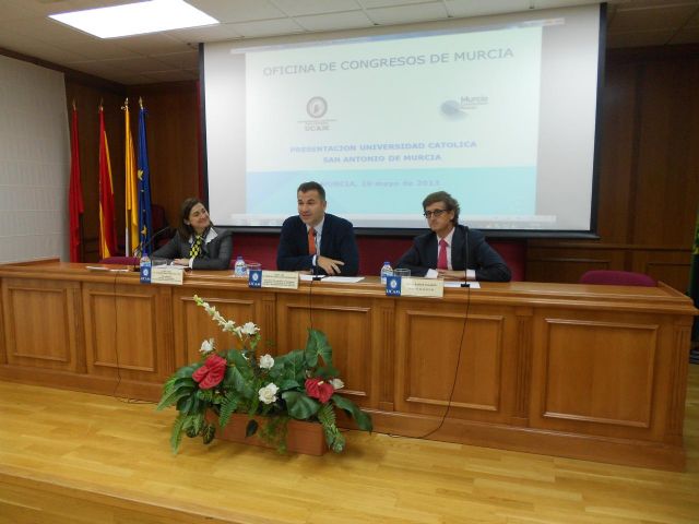 Presentación de la Oficina de Congresos a los alumnos de Turismo de la UCAM - 2, Foto 2