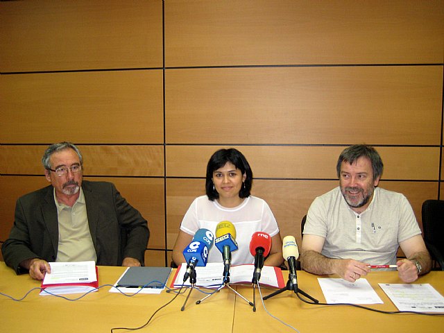 PSOE, IU-Verdes y UPyD exigirán en Pleno que los clubes de natación puedan seguir usando la piscina de Espinardo que Cascales pretende cerrar - 1, Foto 1