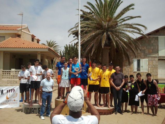 Más de 200 chavales participaron en la Competición Municipal de Voleiplaya - 2, Foto 2