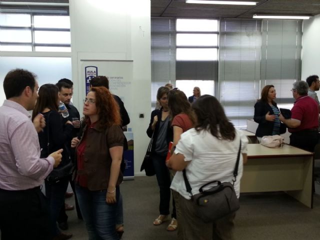 Una veintena de empresarios y emprendedores conectan sus inquietudes profesionales - 1, Foto 1