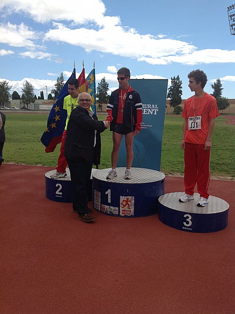 Nuestros atletas FAMU brillan en Torrent - 1, Foto 1