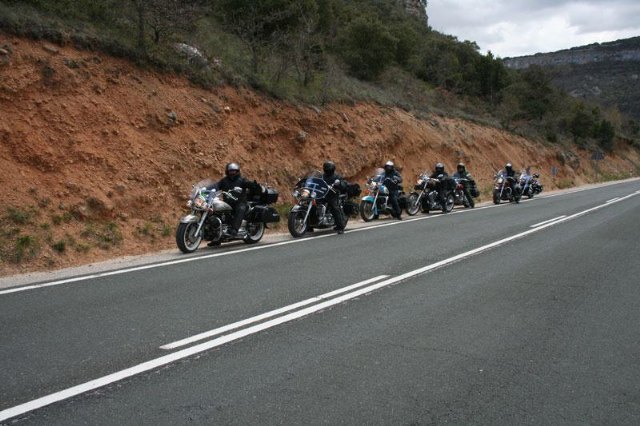 Un grupo de moteros del 