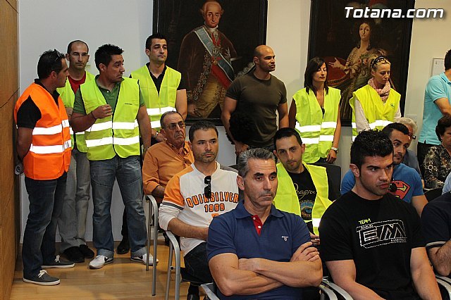 La Policía Local de Totana hace una visita al Pleno municipal, Foto 3