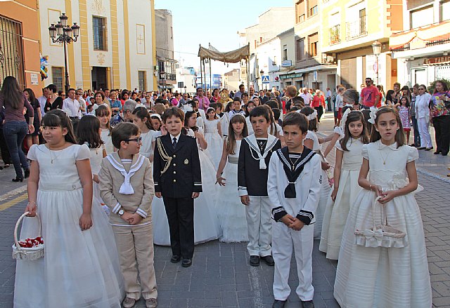 Los niños y niñas lumbrerenses que hicieron su Primera Comunión celebran procesión del Corpus 2013 - 1, Foto 1