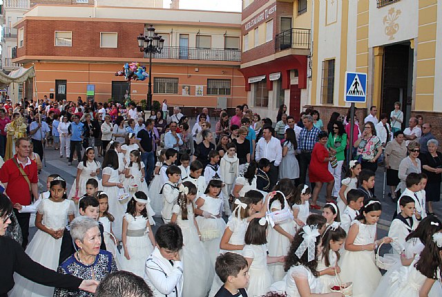 Los niños y niñas lumbrerenses que hicieron su Primera Comunión celebran procesión del Corpus 2013 - 2, Foto 2