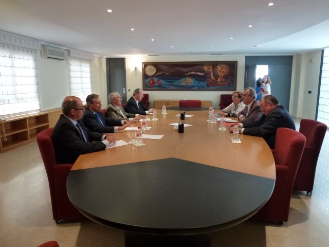 Para el PSOE, con la mitad de los avales que la CARM ha concedido a los macroproyectos, cientos de empresas podrían estar creando empleo en la Región - 1, Foto 1