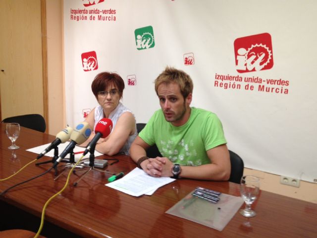 IU-Verdes critica la actitud intransigente de Educación en torno al acuerdo de interinos - 1, Foto 1