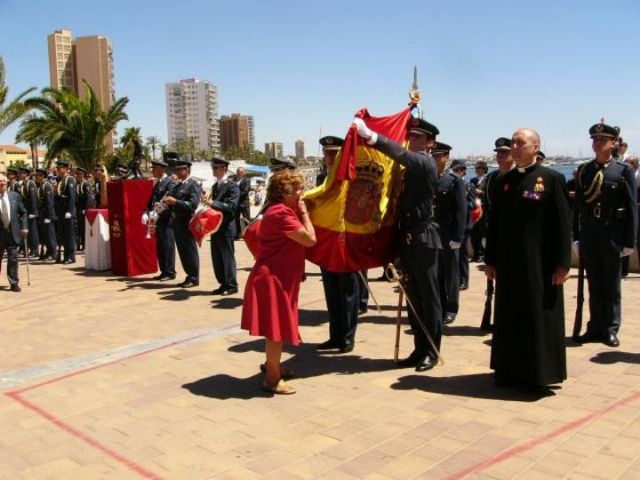 Cerca de 150 civiles juraron bandera en la explanada Barnuevo - 2, Foto 2