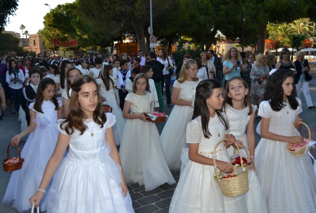 Las procesiones del Corpus Christi congregan a más de un centenar de niños de comunión - 2, Foto 2