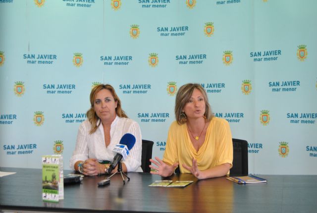 Parques y Jardines lanza una campaña para incidir en la concienciación sobre la retirada de excrementos en la vía pública - 1, Foto 1